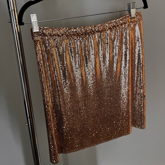 Chainmail Gold Skirt - Picture 6 of 7
